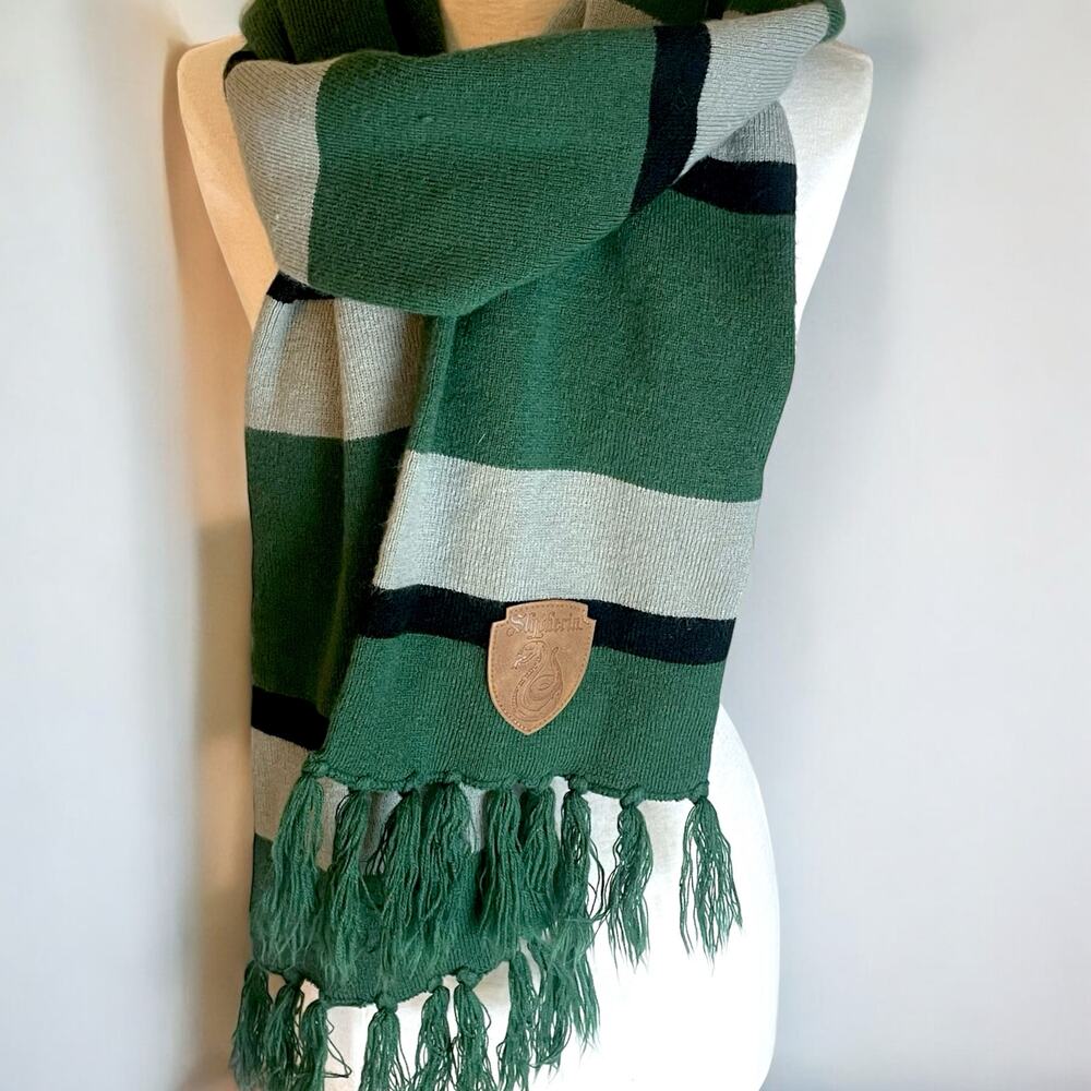 Harry Potter Slytherin House Scarf Wizarding World Green Knit Cosplay Licensed